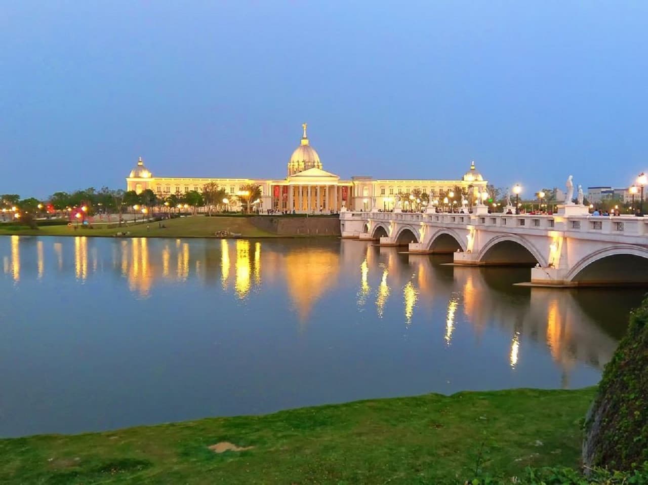 Tainan Chimei Museum - image 11