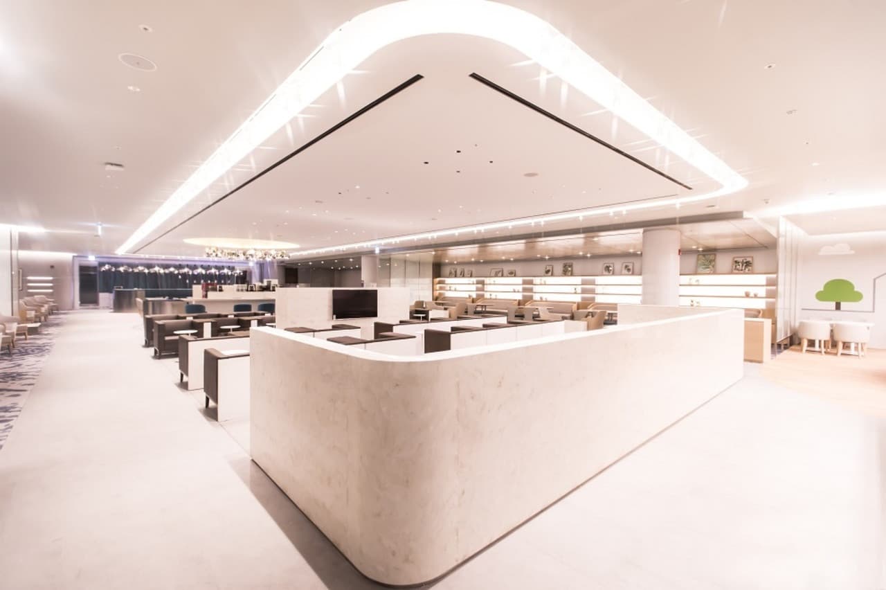 Plaza Premium Lounge - Incheon International Airport - image 12