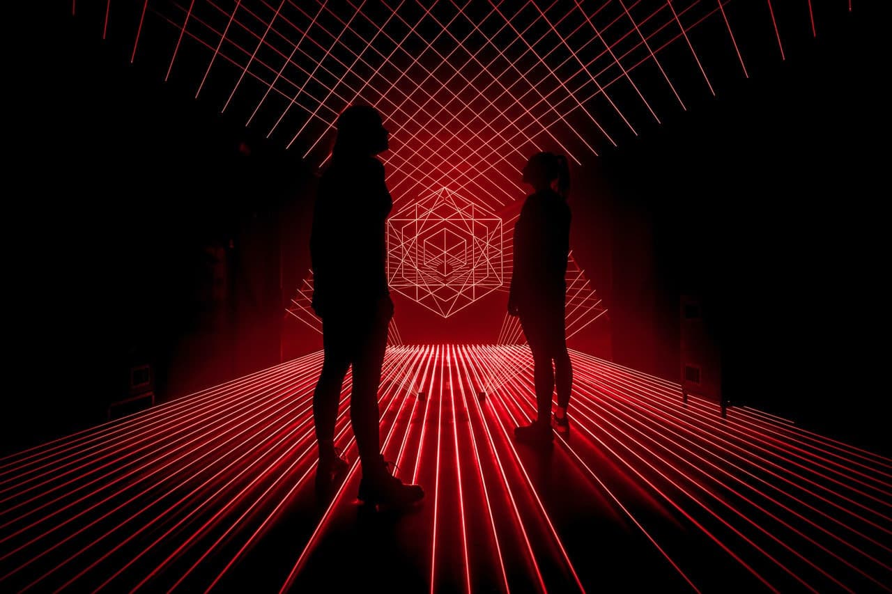 AMAZE: The Immersive Experience - image 2