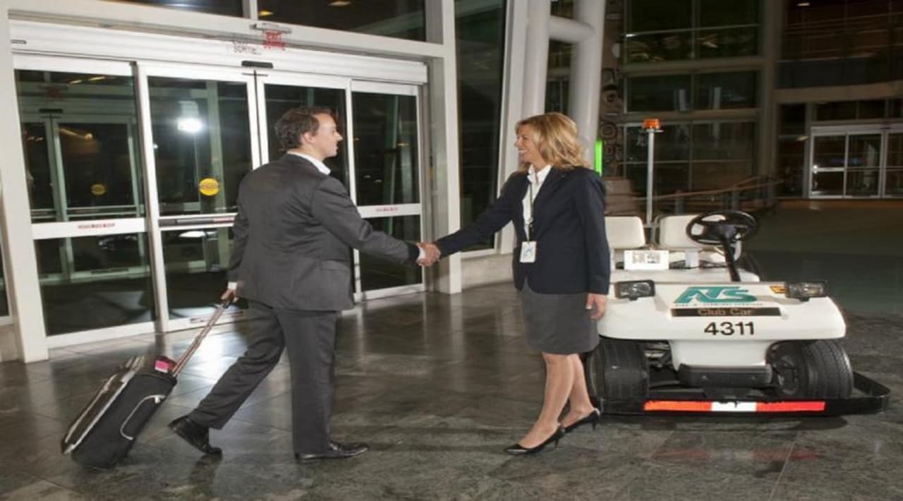 Shanghai Airport VIP Assistance and Lounge Access (Domestic Flights) - image 4