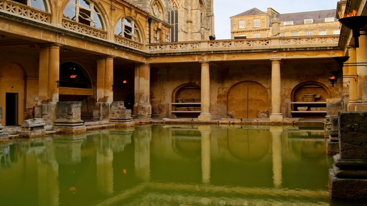 Windsor Castle, Stonehenge and Bath Tour with Lunch in Lacock - imagen 8