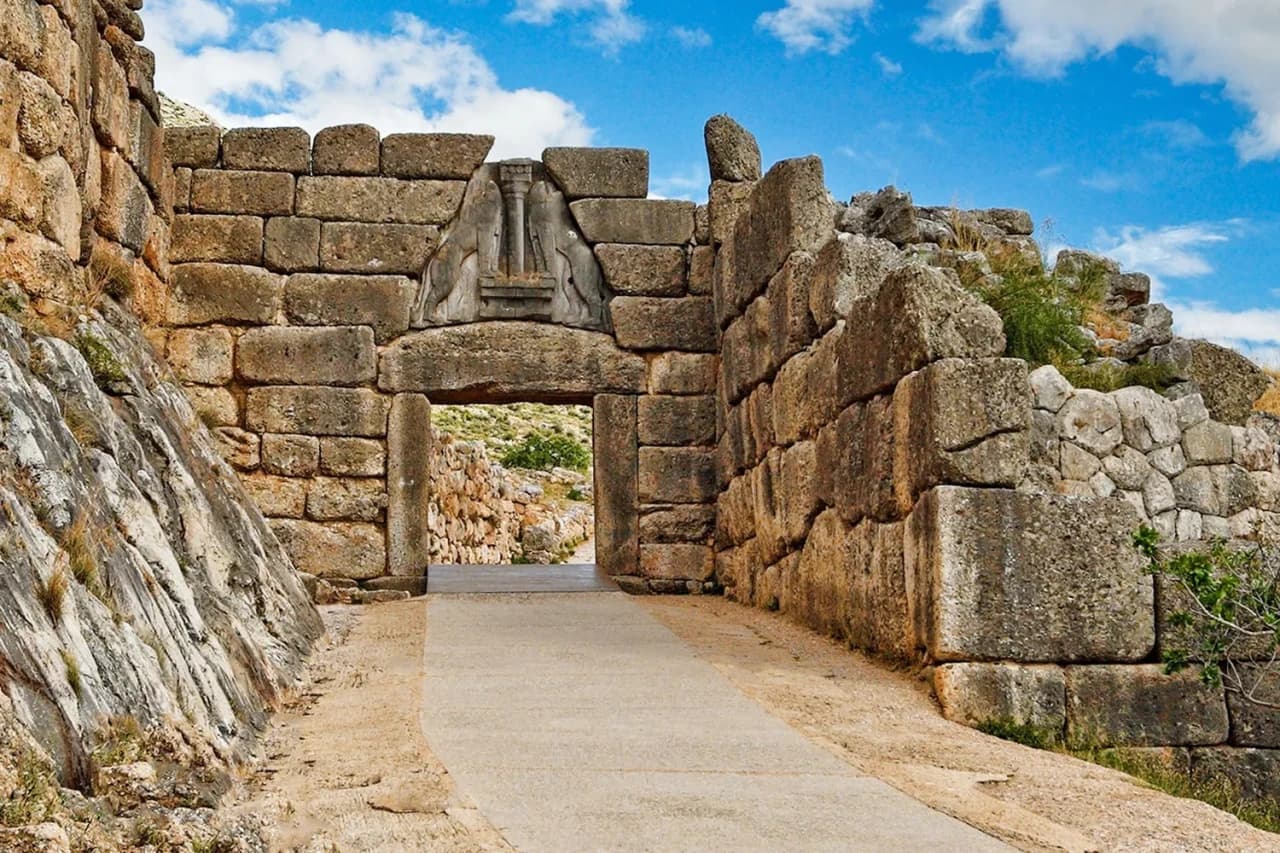 Mycenae Archaeological Site and Museum - image 5