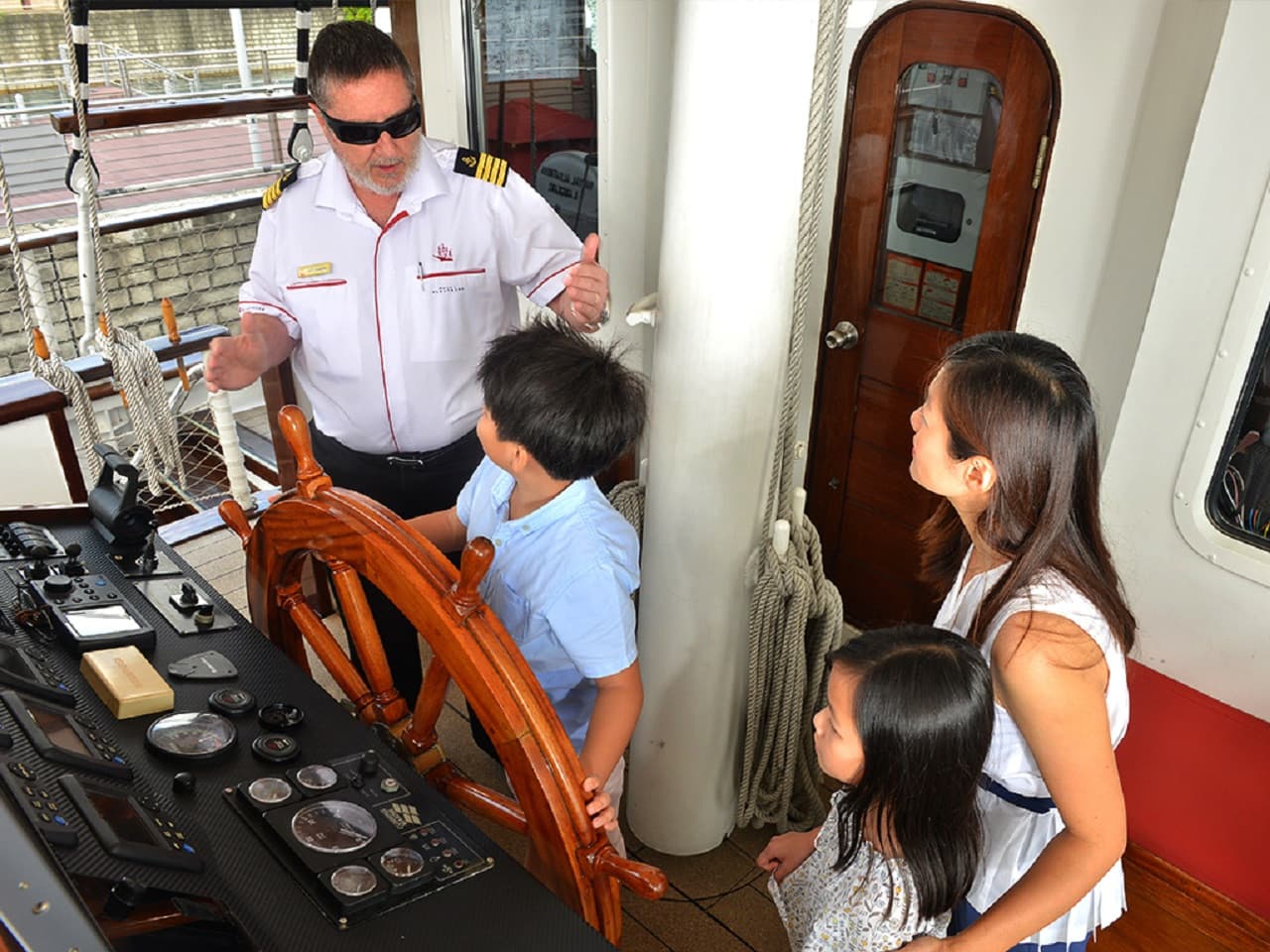 The Royal Albatross - Luxury Tall Ship Cruise Ticket - image 14