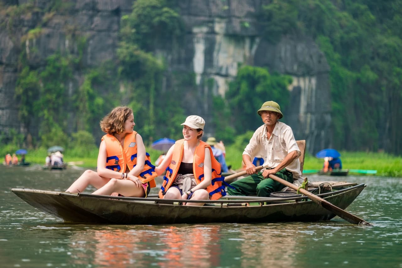 Hoa Lu and Tam Coc Tour from Hanoi - image 9