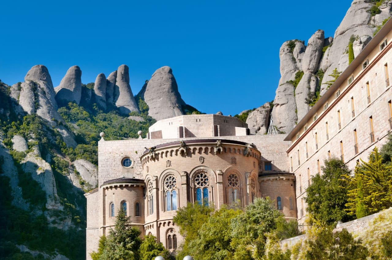 Montserrat Sunrise Tour from Barcelona - image 2