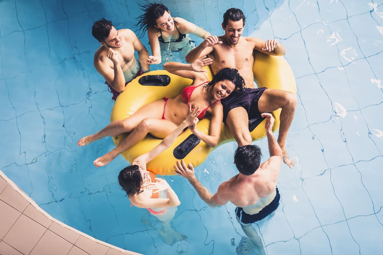 Acquaworld Water Park - image 2