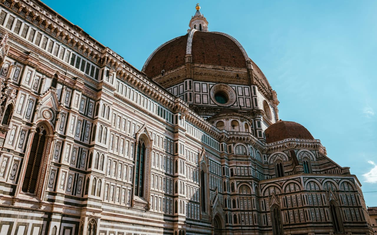 Duomo Cathedral Tour with English-Speaking Guide & Entry - image 3