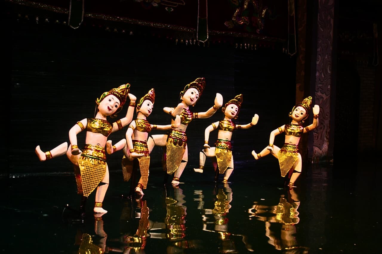 Espectáculo de marionetas acuáticas Golden Dragon - imagen principal