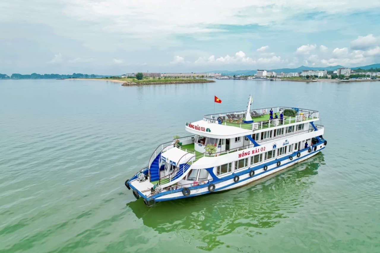 Ha Long Bay Cruise with Round Trip Transfer from Hanoi - image 9