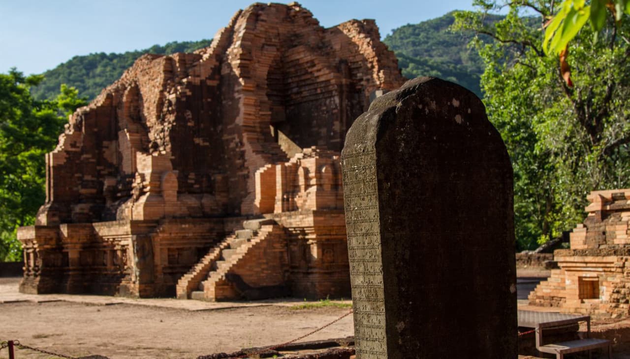 My Son Sanctuary and Hoi An Ancient Town Tour from Da Nang - imagen 6