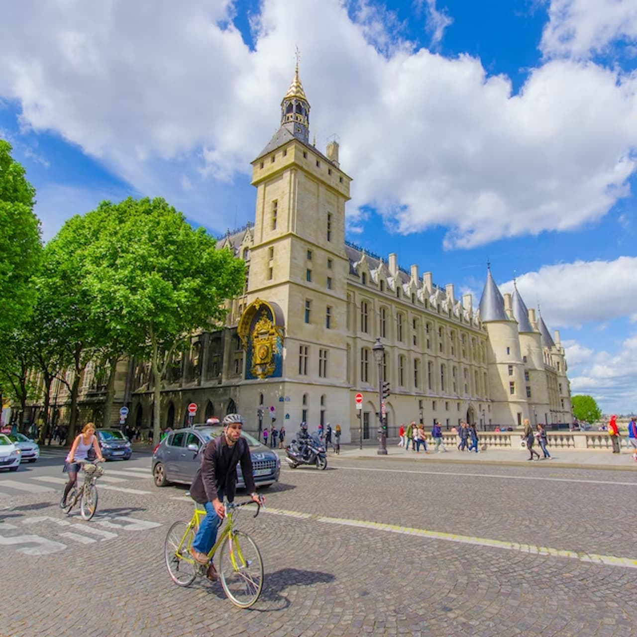 Conciergerie: Priority Entrance - image 5