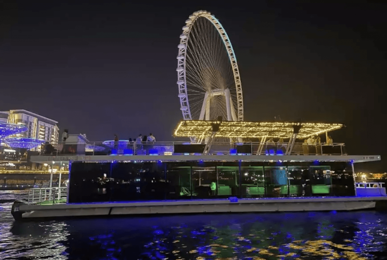 Ain Dubai Houseboat Tour - image 3