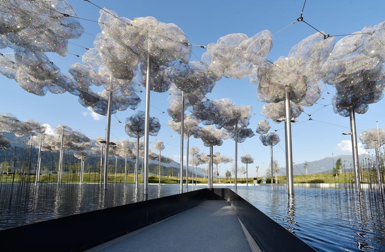 Swarovski Crystal Worlds - image 14