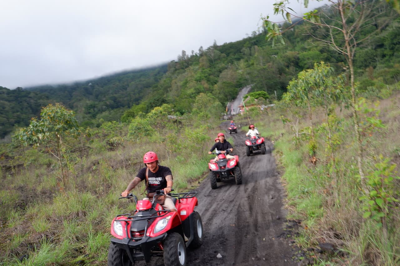 Mount Batur Quad Bike Tour and Hot Spring Visit - image 5