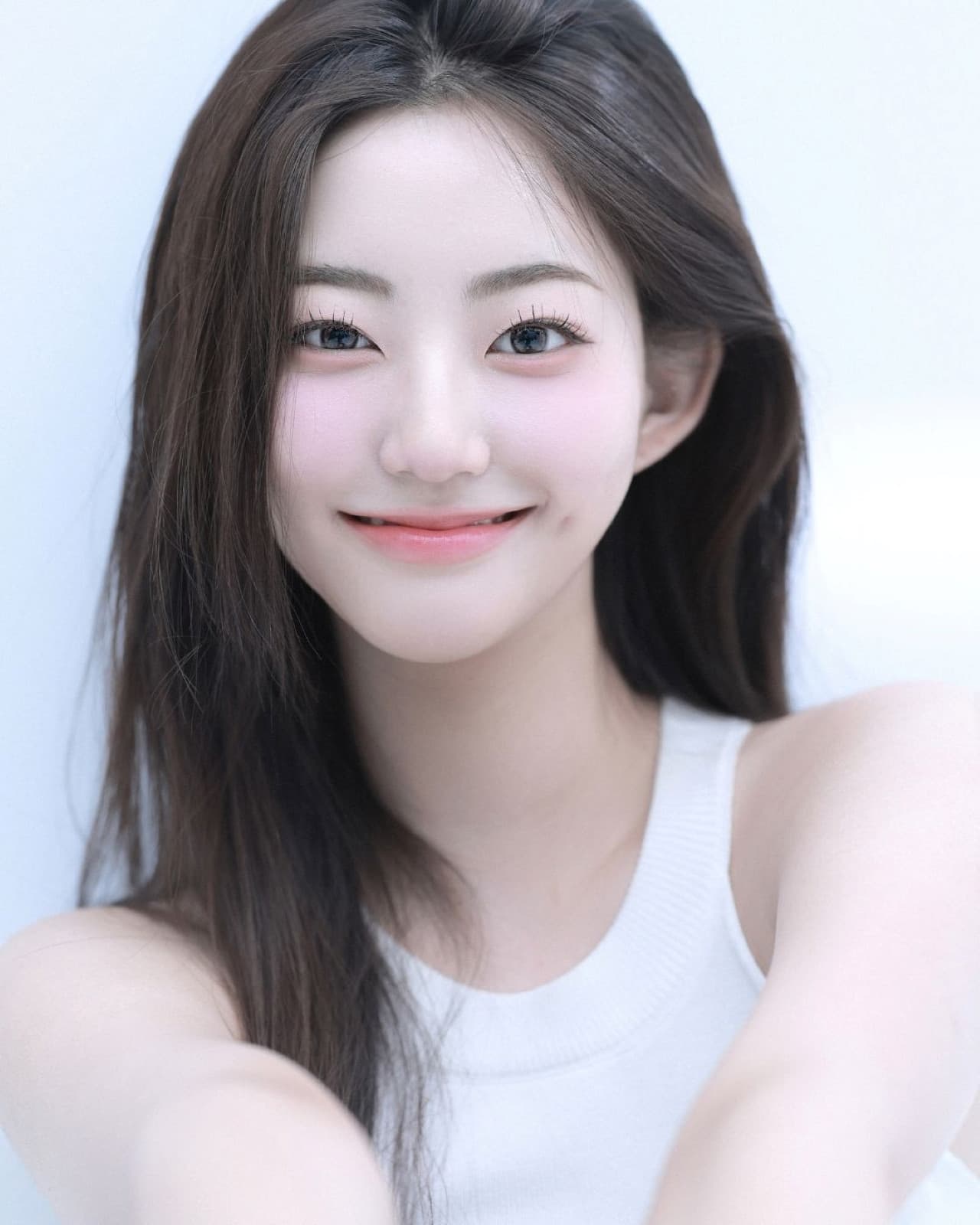 Korean Celebrity Salon Experience: Beauty Make-up and Hair Styling - image 6