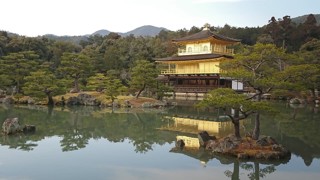 Nijo Castle, Kinkaku-ji Temple and Imperial Palace Tour from Kyoto - main image