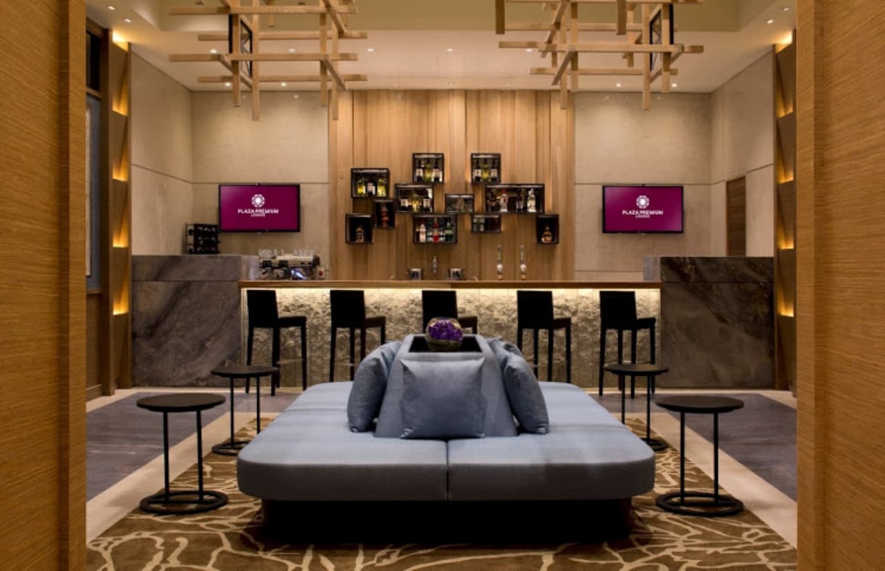 Plaza Premium Lounge - London Heathrow Airport Terminal 2 - main image