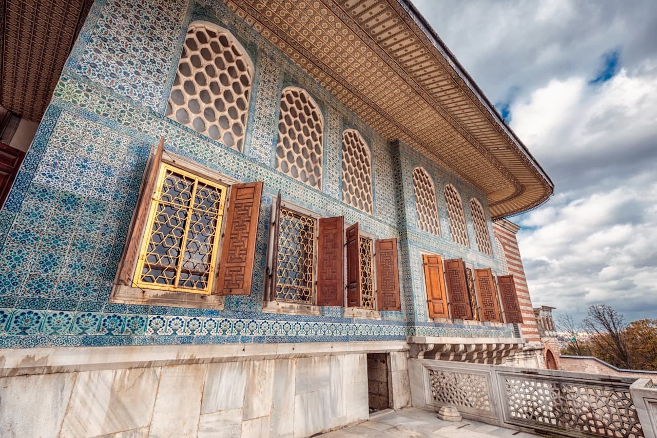 Topkapi Palace Ticket: Skip-the-Line + Audio Guide - image 5