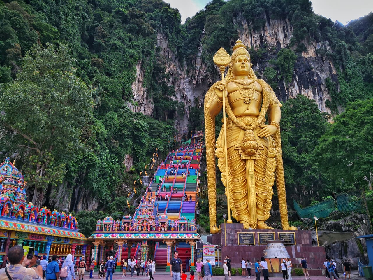 Colmar Tropicale Bukit Tinggi and Batu Caves Tour from Kuala Lumpur - main image