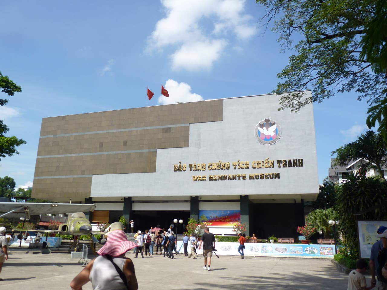 Tour de día completo por Ciudad Ho Chi Minh y los túneles de Cu Chi - imagen 4