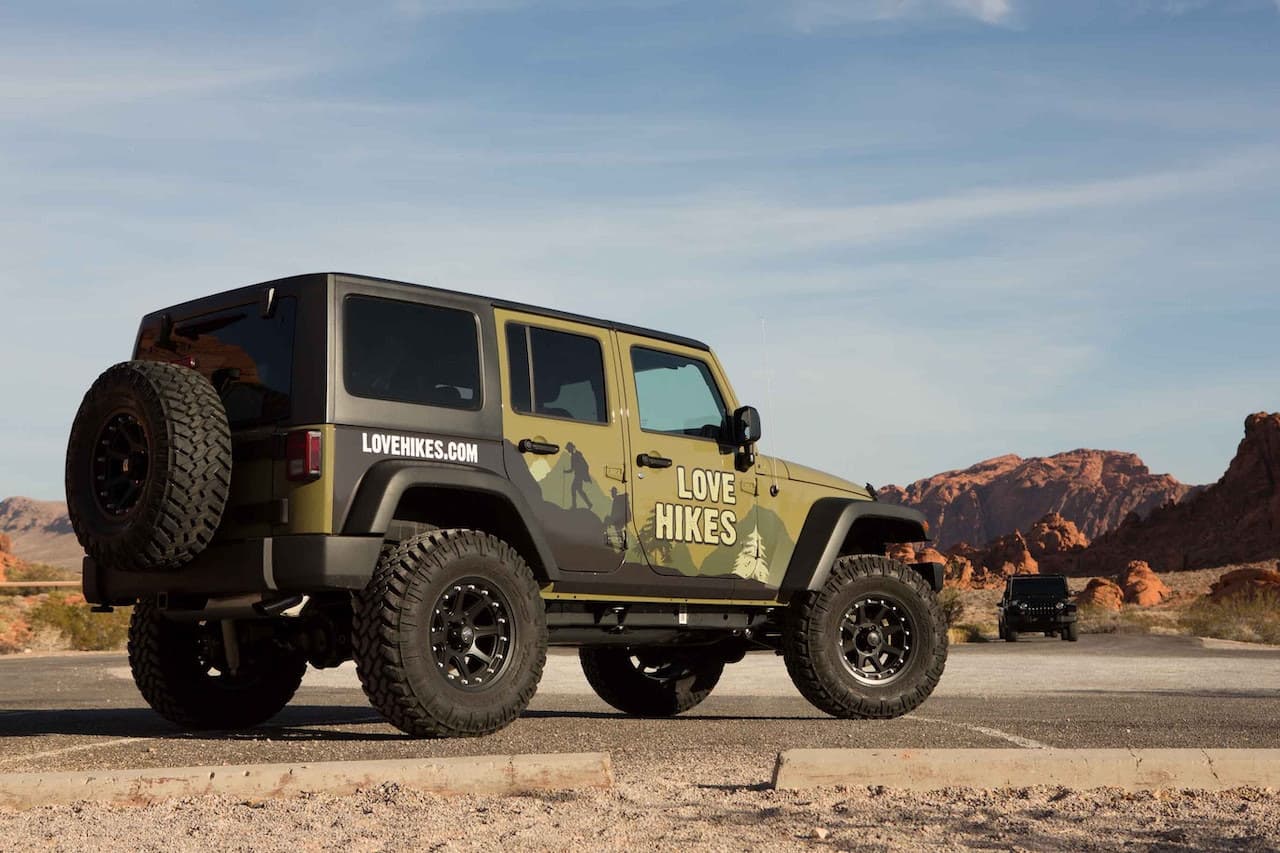 Hiking in the Valley of Fire - image 6