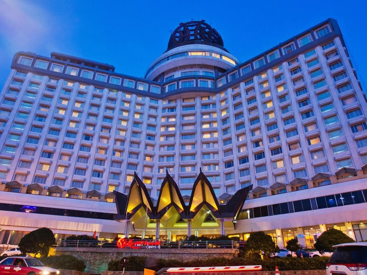 Genting Highlands and Batu Caves Full-Day Tour from Kuala Lumpur - image 5