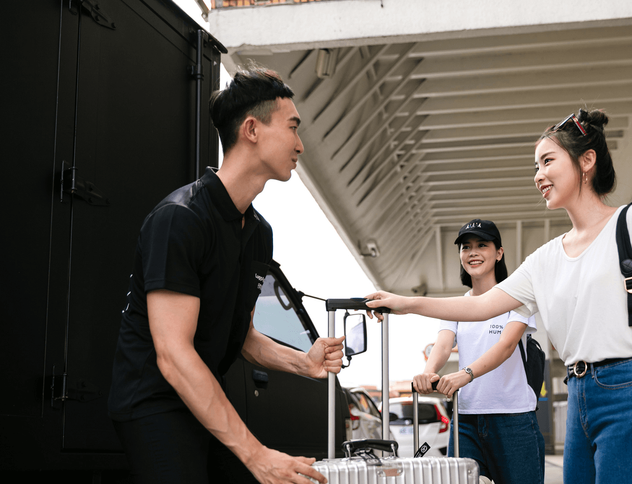 LuggAgent Osaka Airport Luggage Services - main image