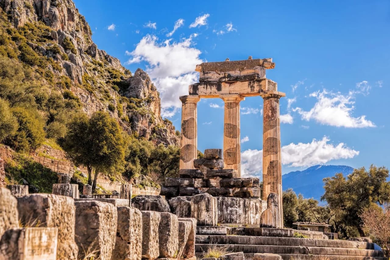 Delphi Archaeological Site and Museum - main image