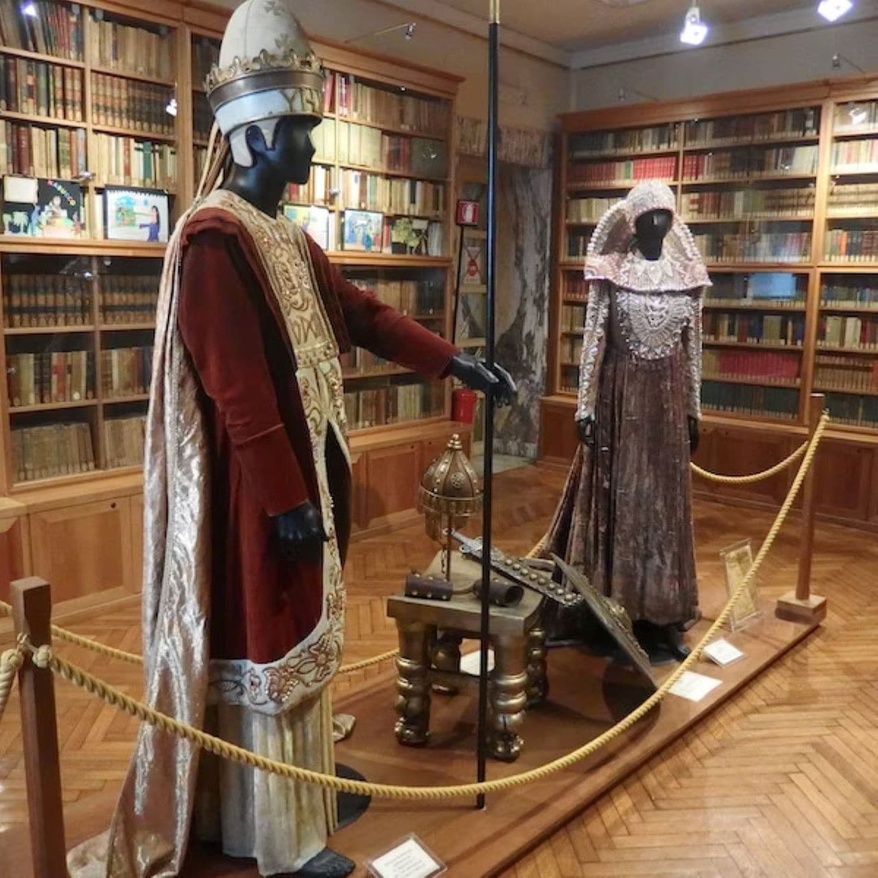 La Scala Theatre Guided Tour - image 4