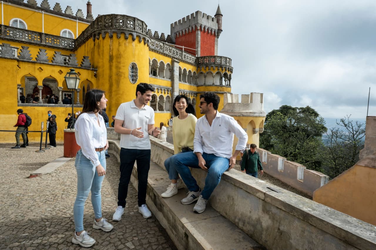 Fatima, Nazare, and Sintra Full-Day Tour from Lisbon - imagen 4