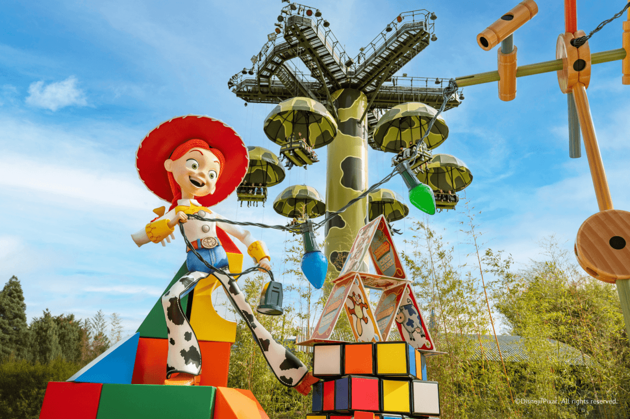 Disneyland® Paris Ticket - image 32