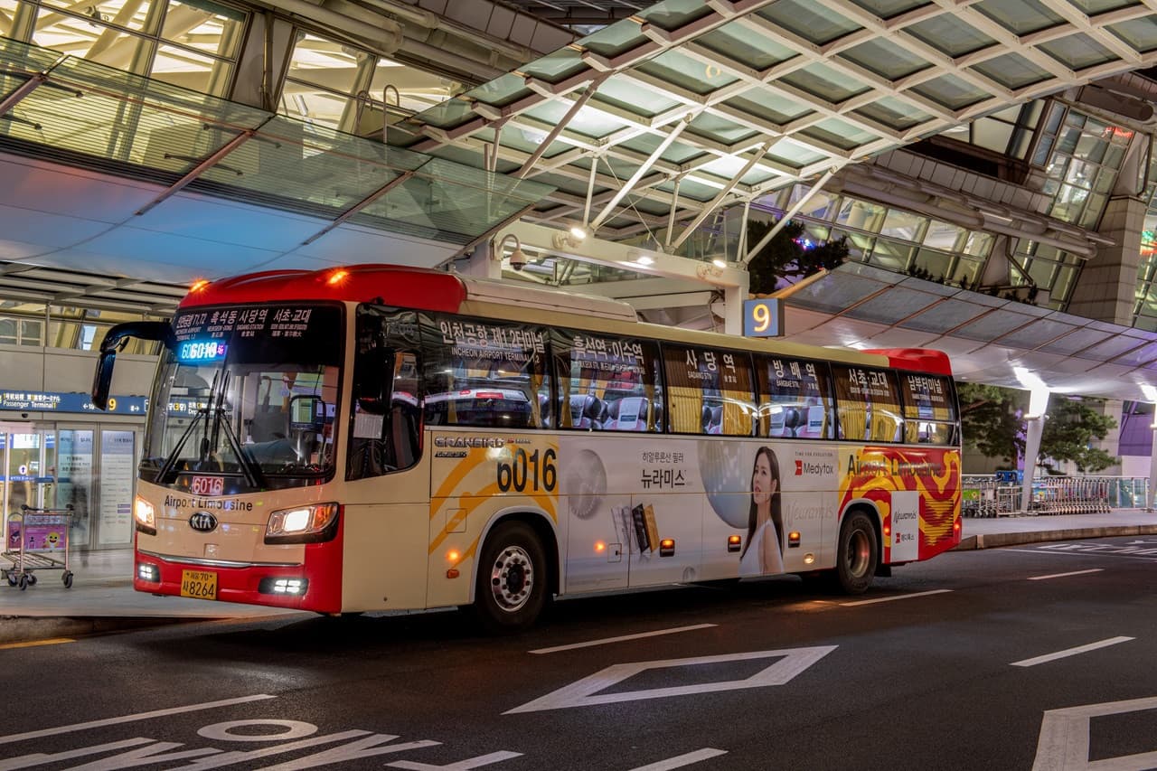 Airport Limousine Bus Transfers from Incheon International Airport to Seoul - image 5