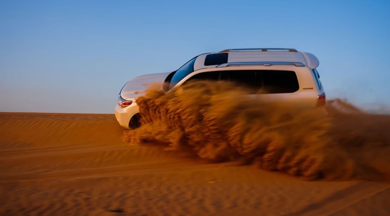 Evening Desert Safari Tour from Dubai with BBQ Dinner - image 2