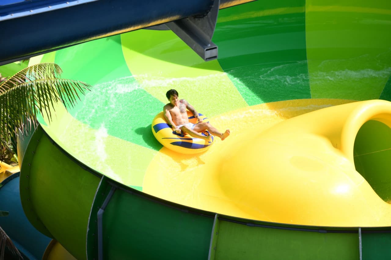 SplashMania Waterpark Ticket in Gamuda Cove - image 5