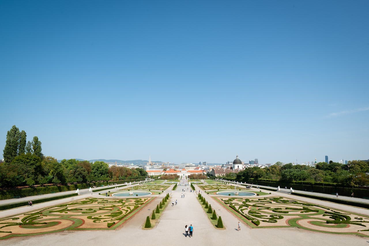 Belvedere Palace - image 2