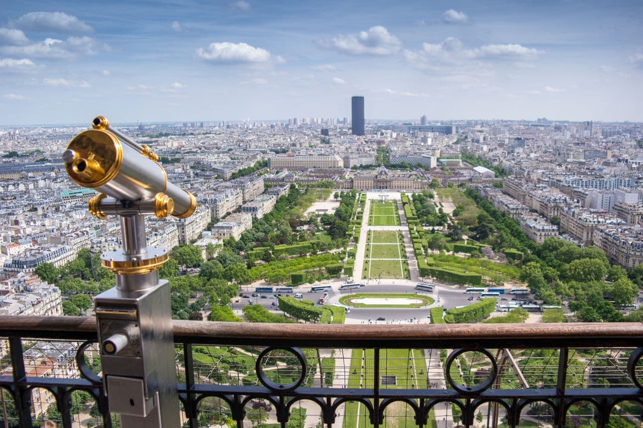 Paris Open-Top Bus Tour and Eiffel Tower Reserved Access - imagen 11