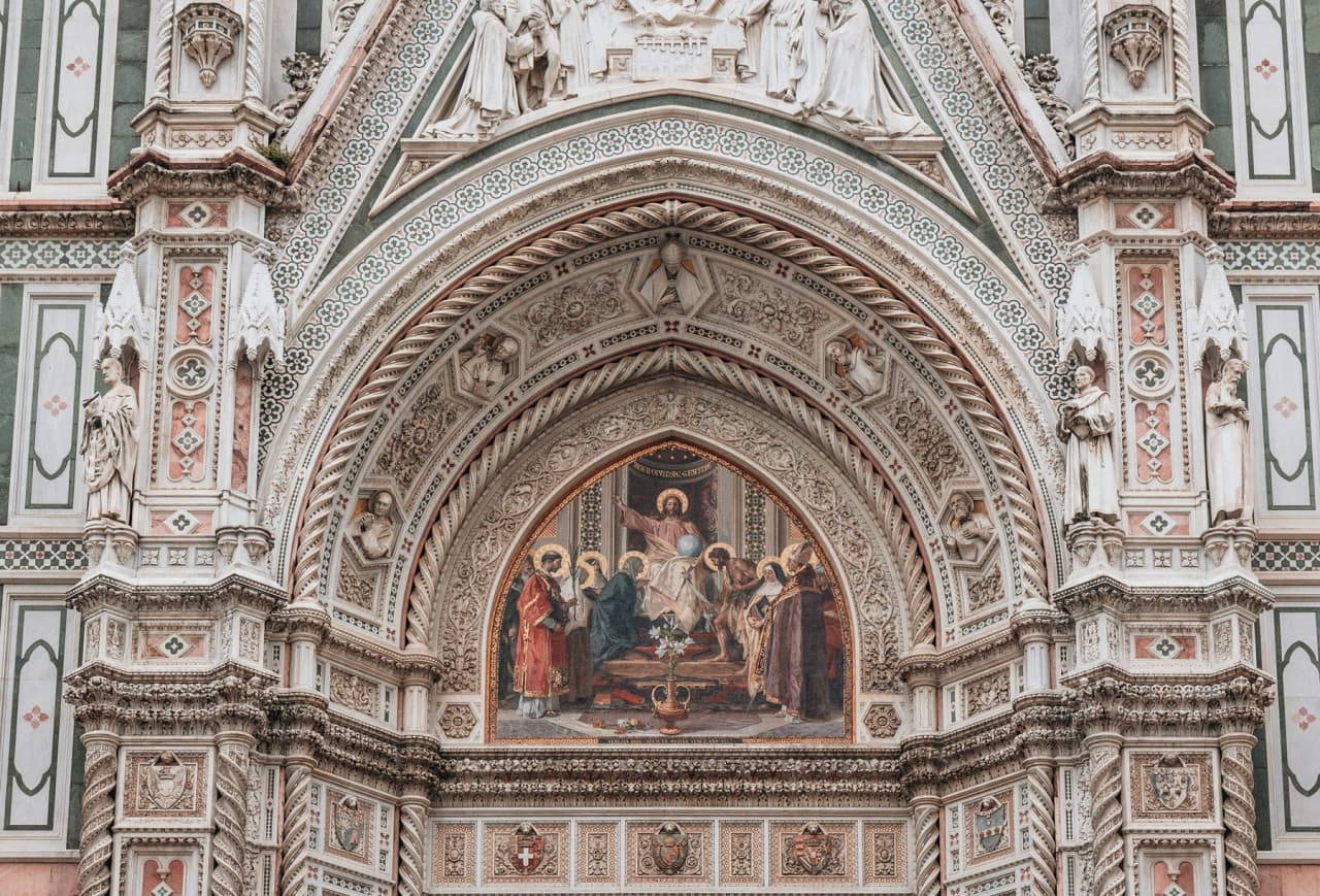 Duomo Cathedral Tour with English-Speaking Guide & Entry - image 5