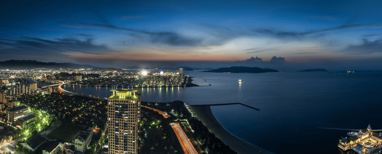 Fukuoka Tower Observation Deck - image 5