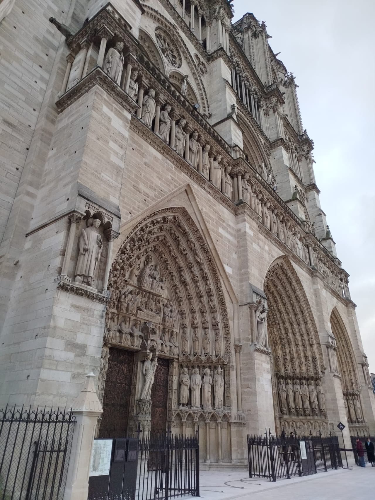 Notre Dame Cathedral Neighbourhood Guided Walking Tour - image 9