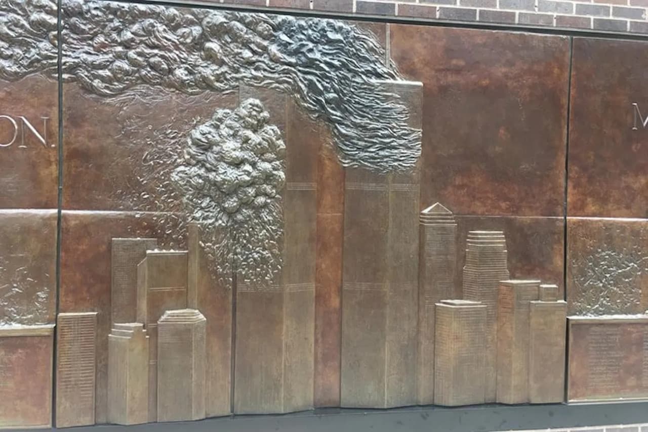 9/11 Memorial & Wall Street Walking Tour + Optional 9/11 Museum Admission - image 14