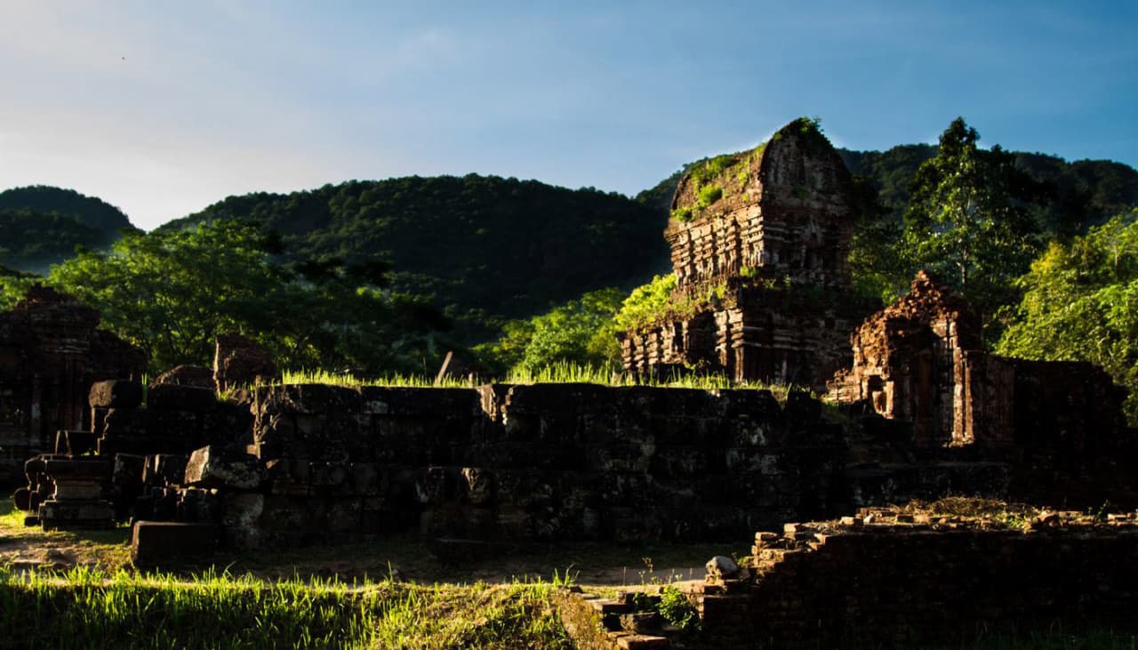 My Son Sanctuary and Hoi An Ancient Town Tour from Da Nang - imagen 4