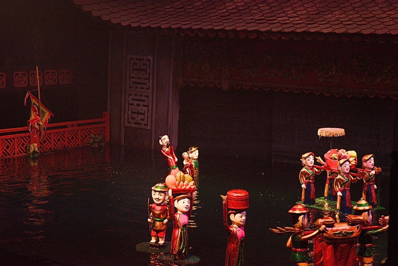 Hanoi Street Food Walking Tour and Water Puppet Show - image 4