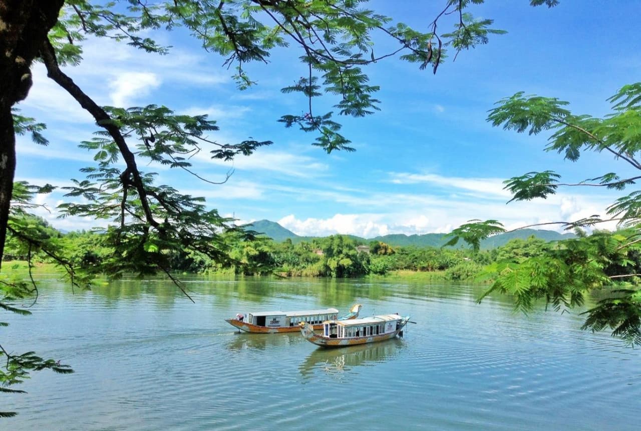 Hue City Tour with Dragon Boat Ride - main image