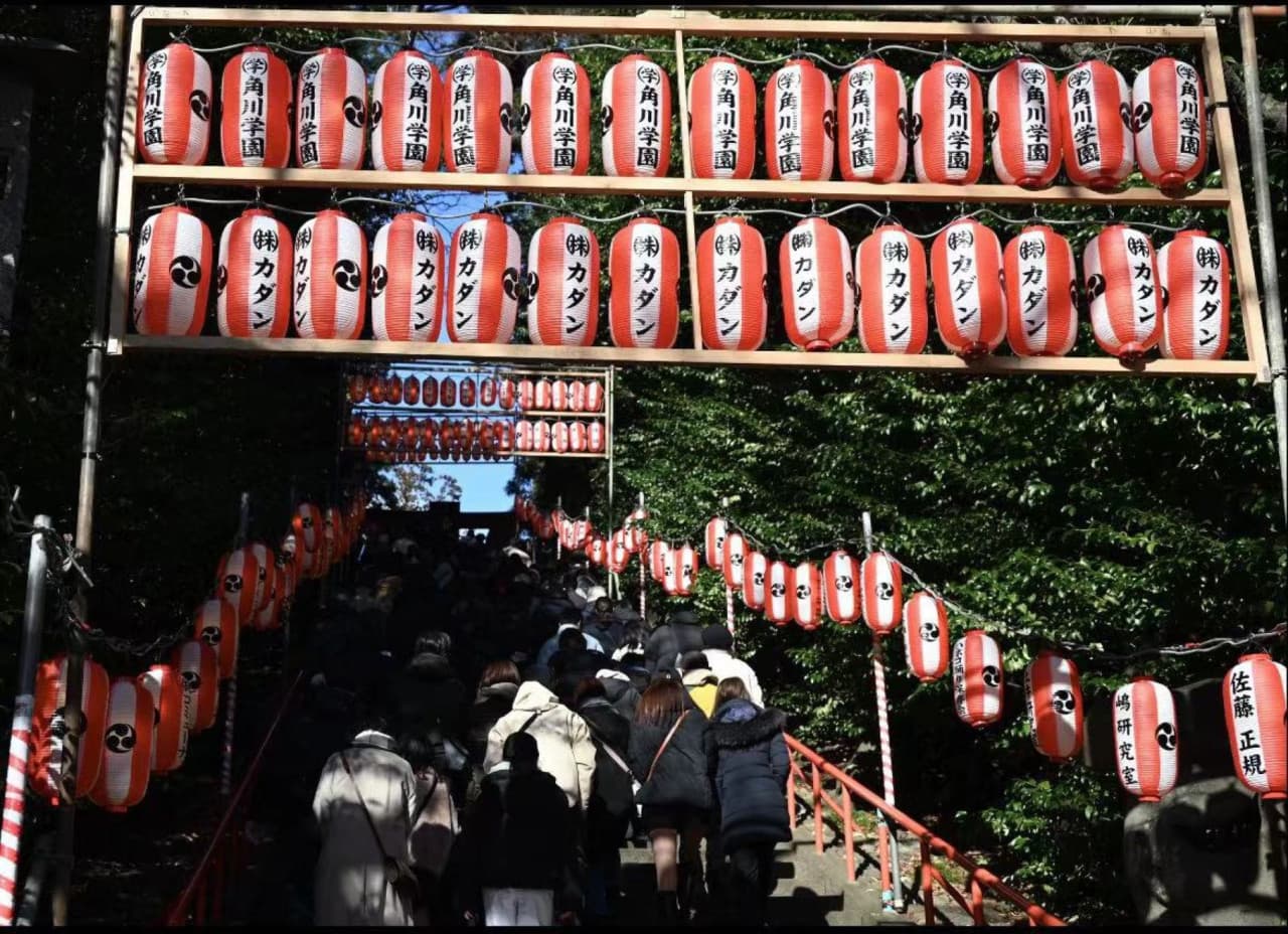 Kotoku-in Temple and Enoshima Day Tour from Tokyo - main image