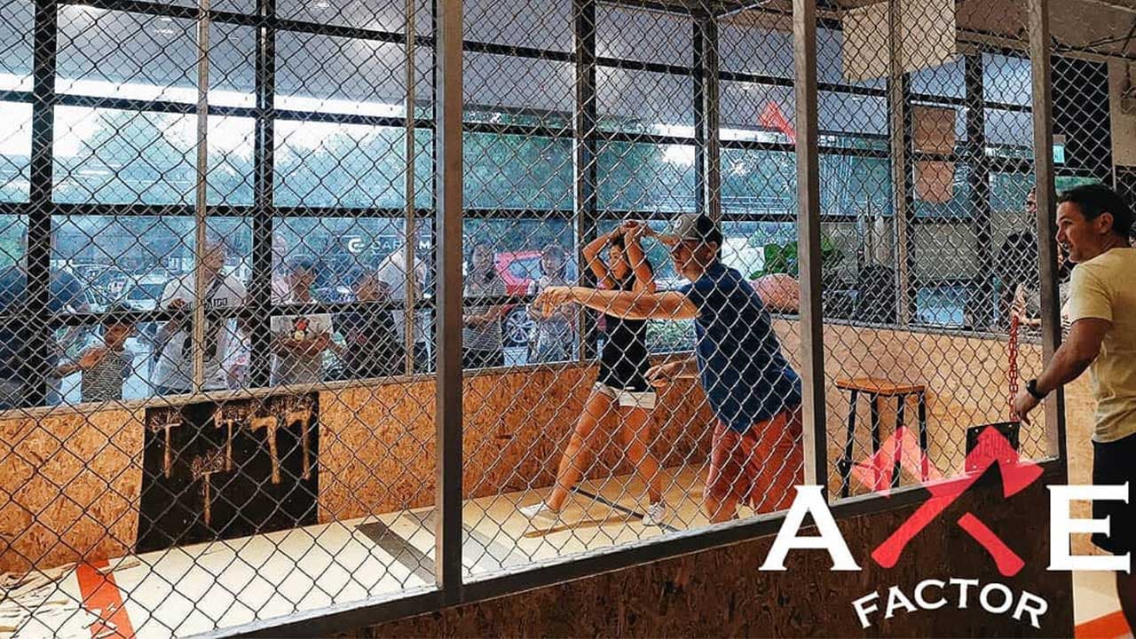 Axe Factor Sentosa: Axe Throwing Experience - main image