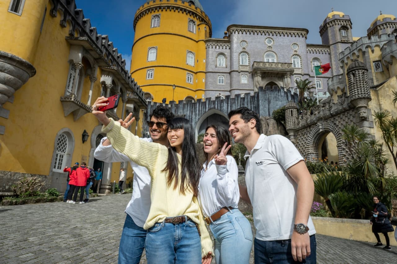 Fatima, Nazare, and Sintra Full-Day Tour from Lisbon - imagen 5