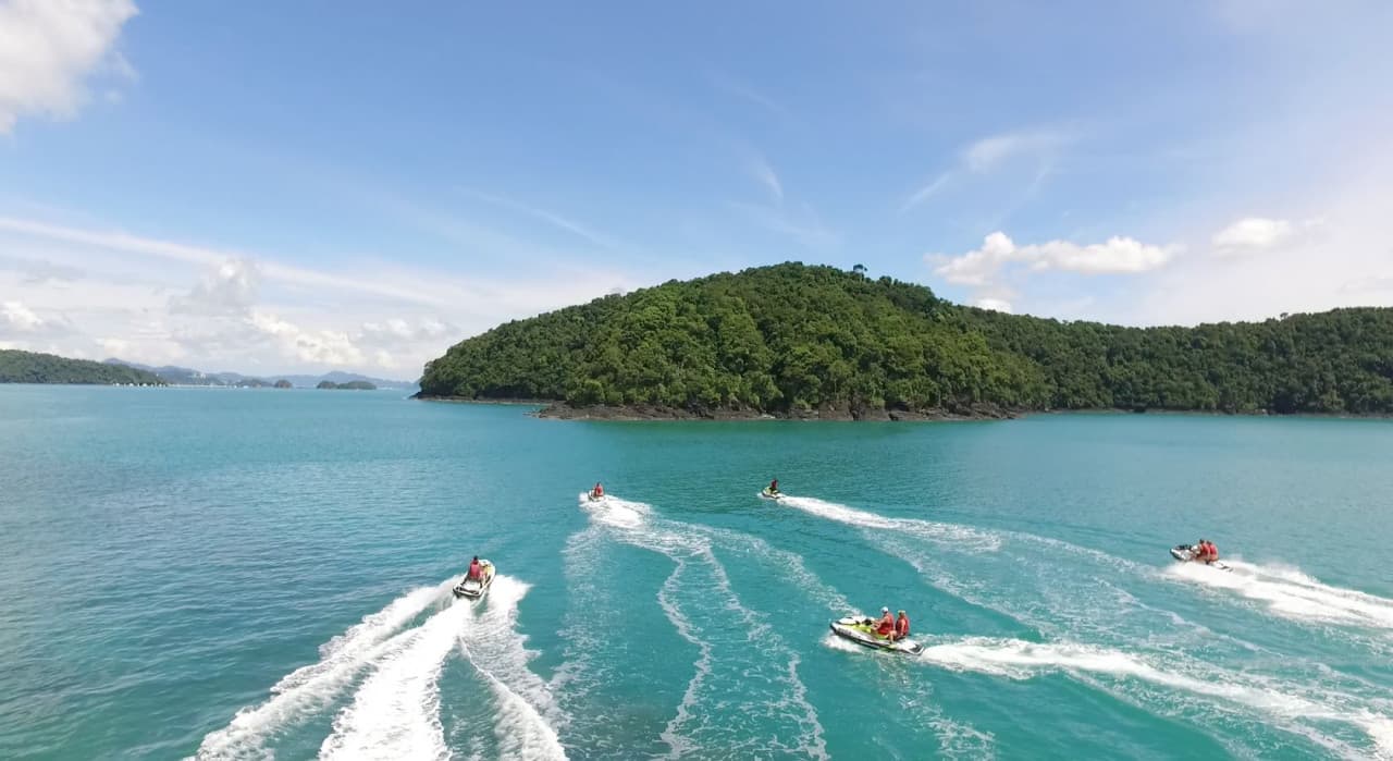 Langkawi Dayang Bunting Island Tour by Jet Ski with Mega Water Sports - image 16