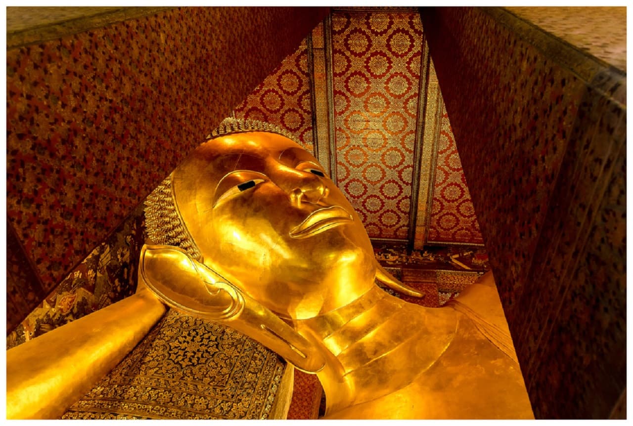 Wat Pho and Wat Arun Walking Tour - image 6