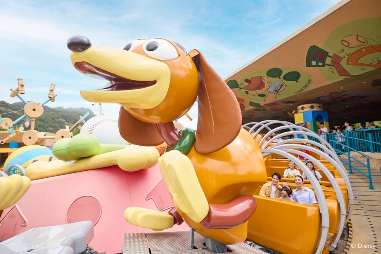 Hong Kong Disneyland Park Ticket - image 48