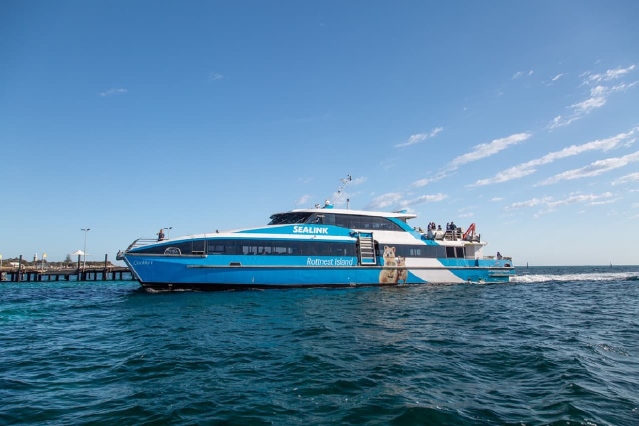Round Trip SeaLink Ferry Transfer to Rottnest Island with Bike Hire - image 13